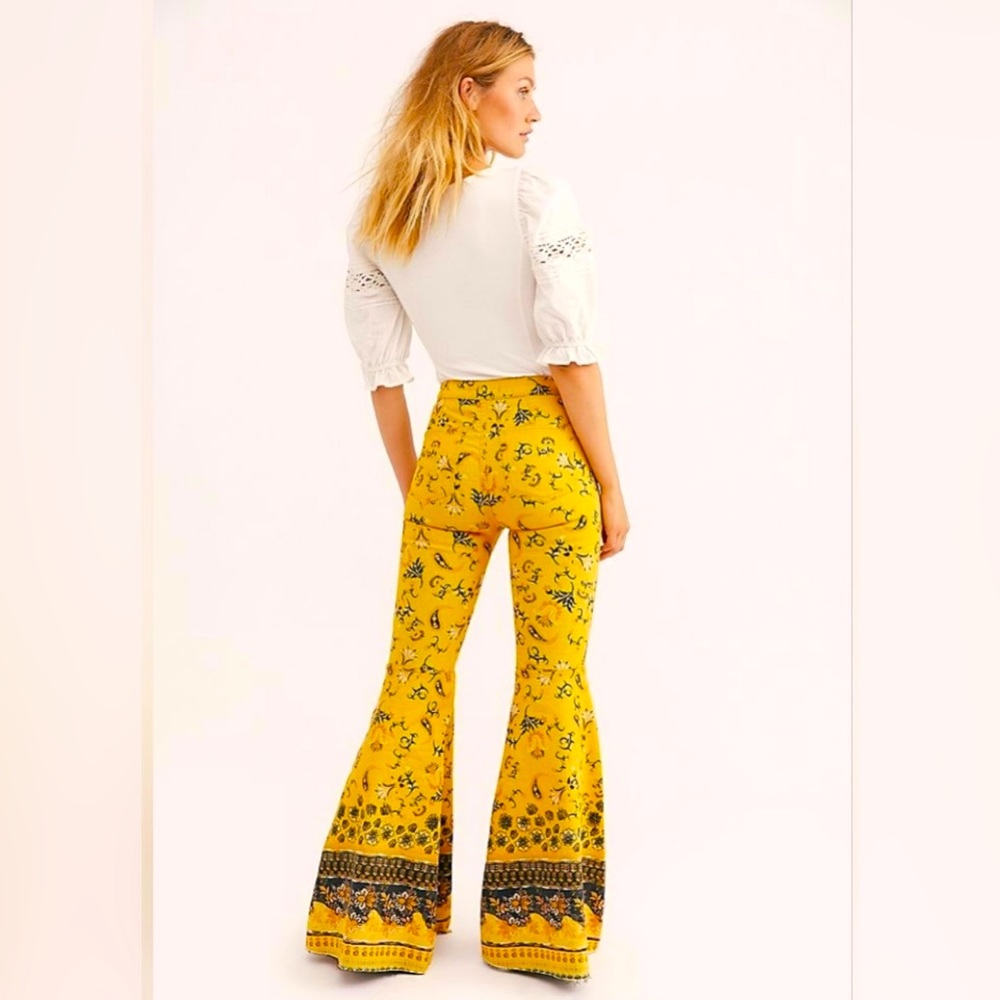 FREE PEOPLE - Just Float On Flare Printed Yellow Floral Bell Bottom Jeans